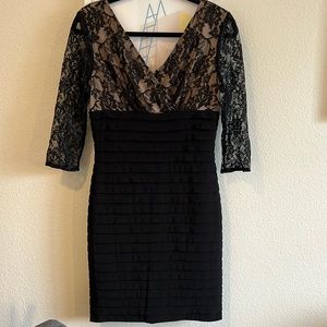 Evening wear Adrianna Papell dress